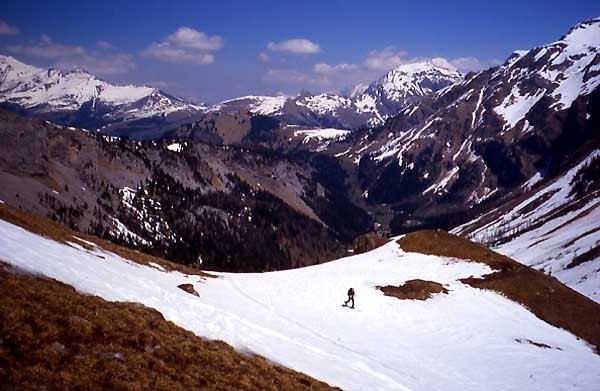 Montée à la cabane du Wildhorn