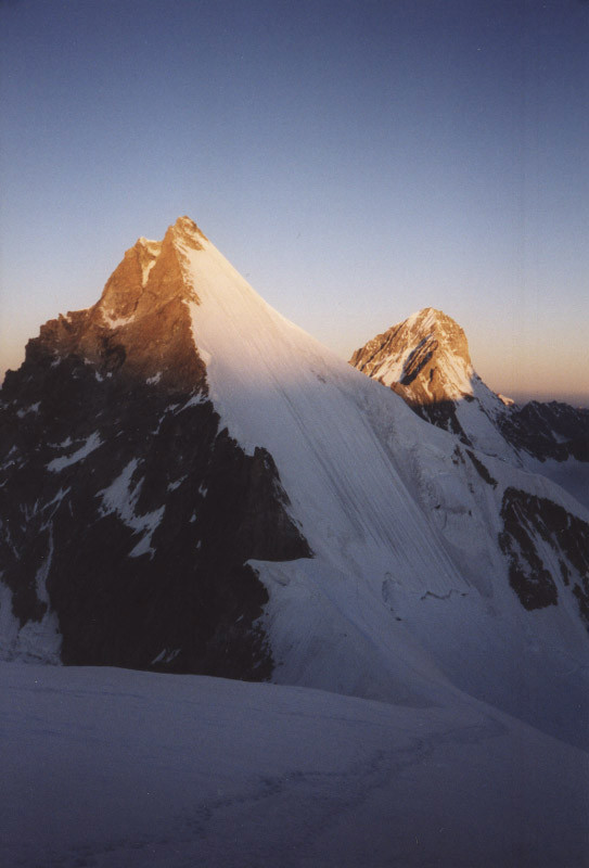 Face Nord de l'Ober Gabelhorn - 360m 52°