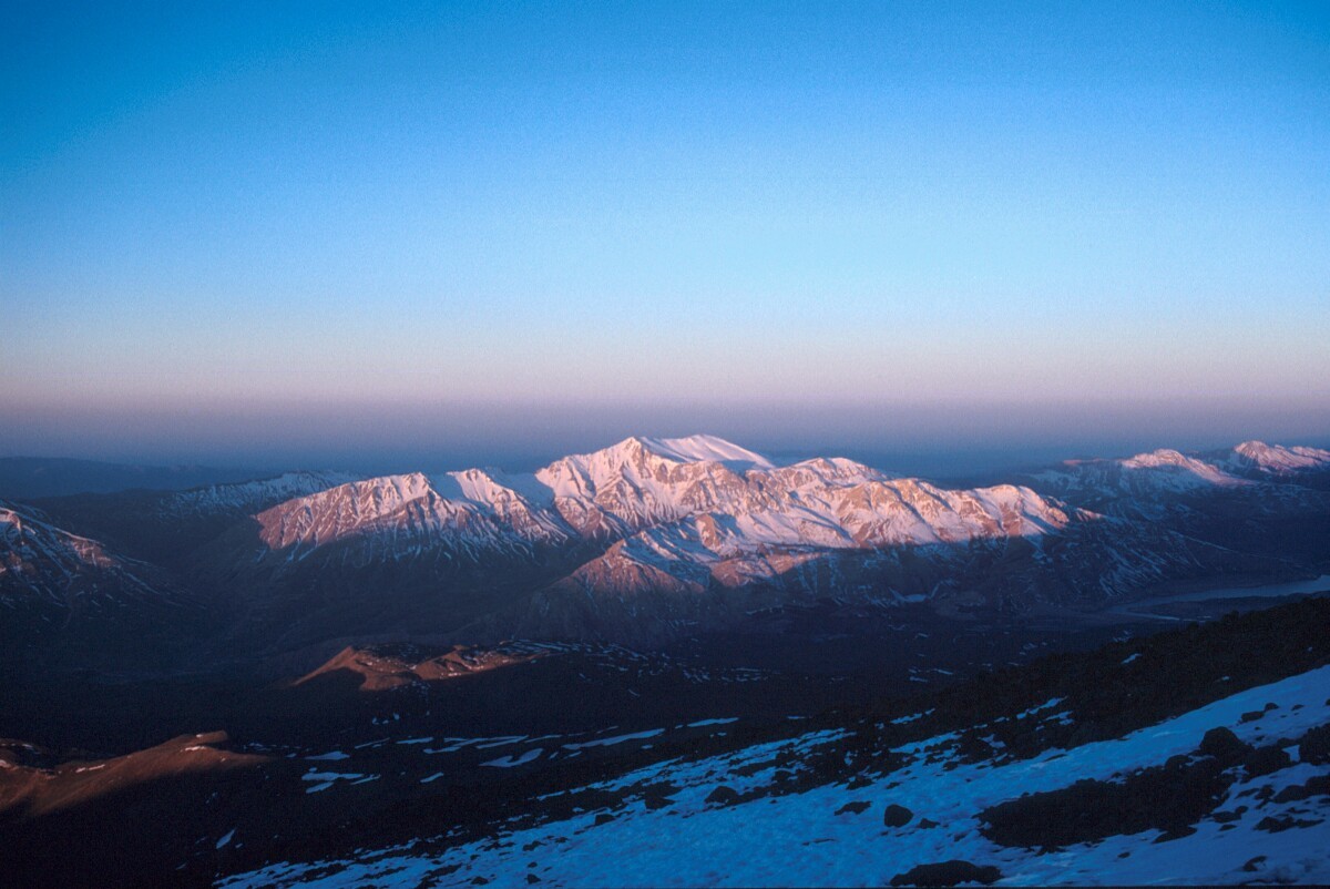 Lever de soleil, depuis les flancs du Damavand.