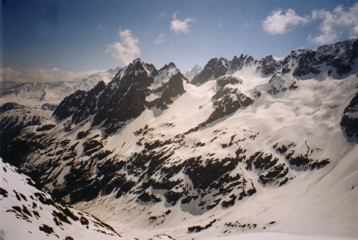 Les aiguilles rouges et le vallon de Bérard