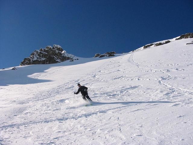 Lorenzo Panzera in discesa sotto la Testa del Rutor (40°)