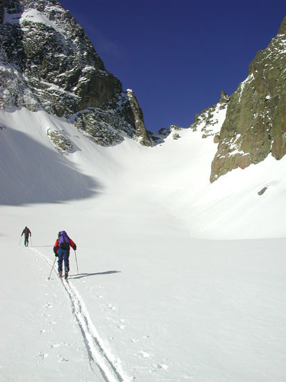 Sous le col de l'Encrenaz