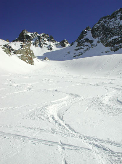 Sous le col de Beugeant , descente sur le vallon de Bérard