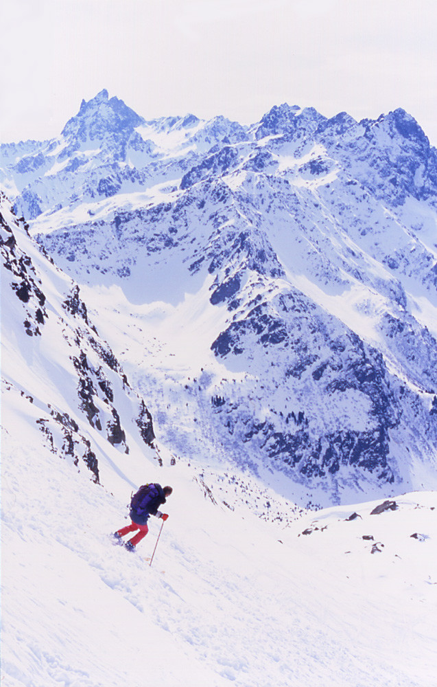 Francois dans les pentes de la Dent du Pra
