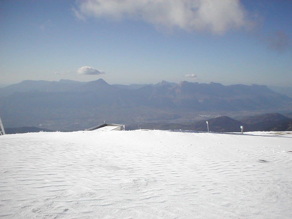 La vallée du grésivaudan depuis la croix de chamrousse
