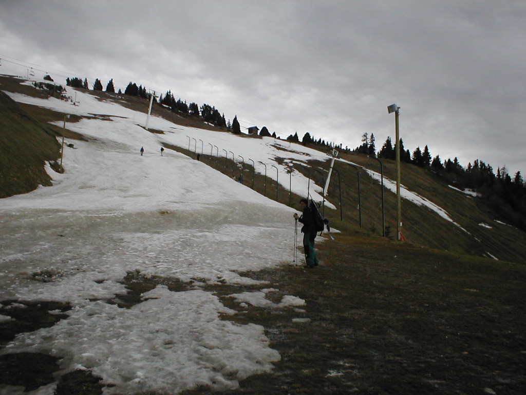 Départ du recoin avec peu de neige