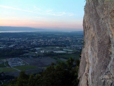 Le lac Léman vu depuis le secteur du Canapé (Salève)