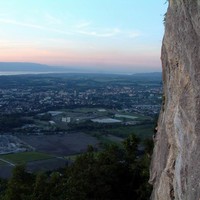 Le lac Léman vu depuis le secteur du Canapé (Salève)