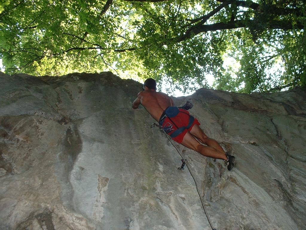 Pression collective (7a+)
