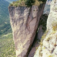 La roche décollée - Gorges de la Jonte