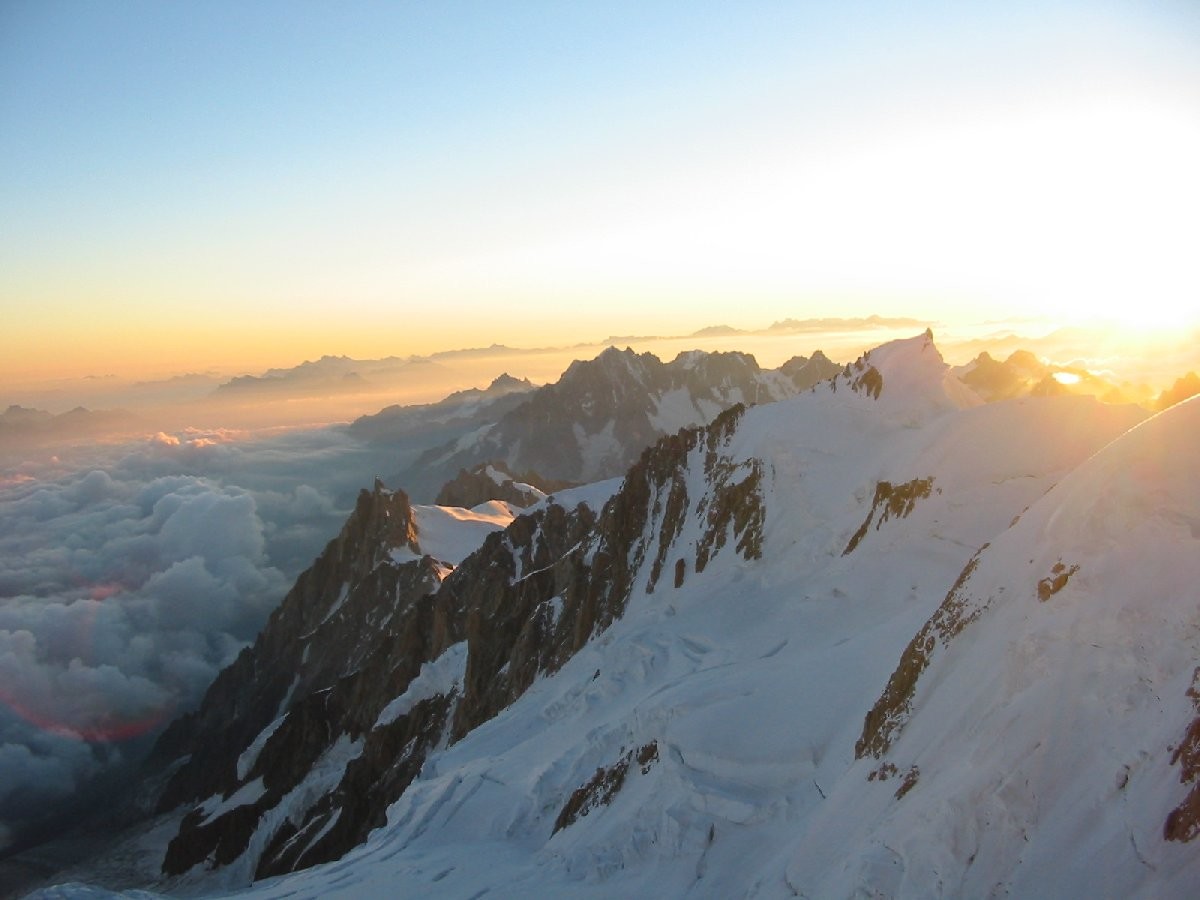 Lever de soleil - aiguille du Midi - Mont Maudit