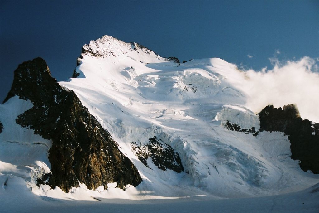 Barre des Ecrins, en fin de journee