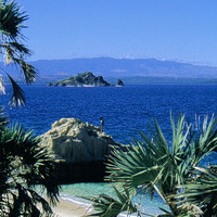 la plage de NewSea roc sur l'île de Nosy Andantsara