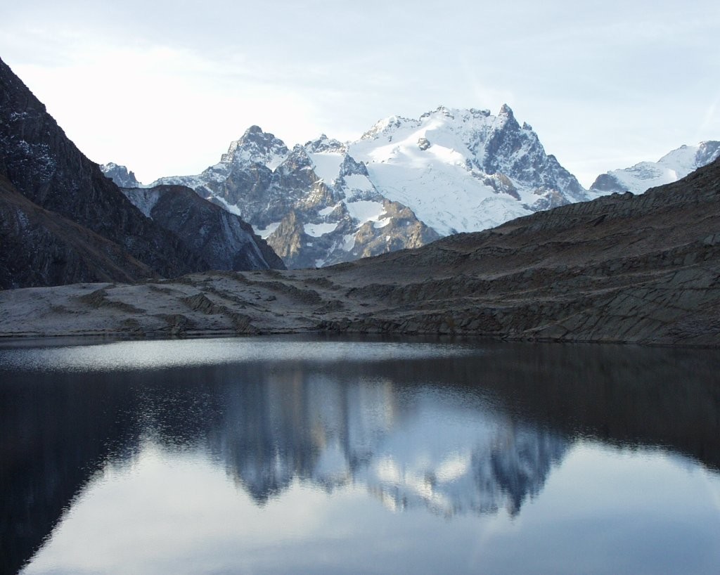 en montant vers l'aiguille du Goléon