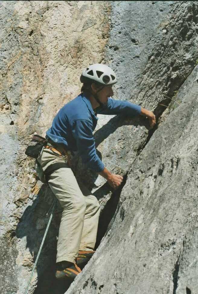 Bernard S. dans "l'arc" au col de la Doria