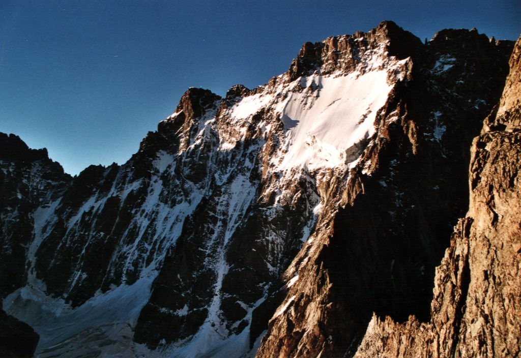 L'ailefroide (vue du col de la Temple)