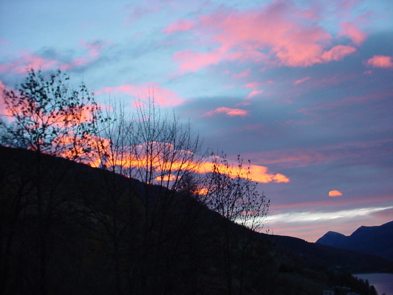 Nuvole all'alba