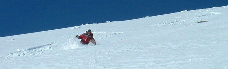 Telemark dans la face SE du Replan