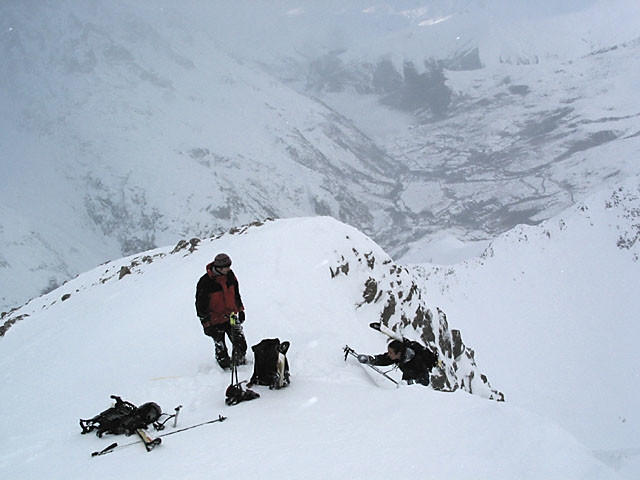 Sortie en haut du couloir