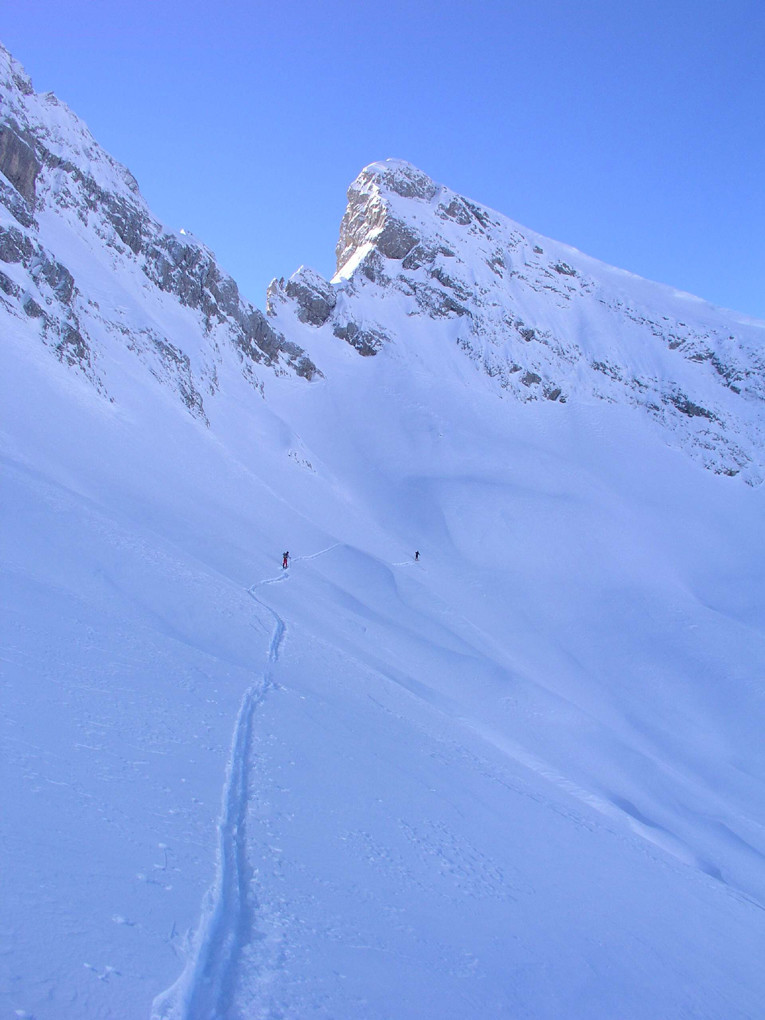 montée aau col sans nom qui sépart la pointe des Verts de la pointe de Chombas