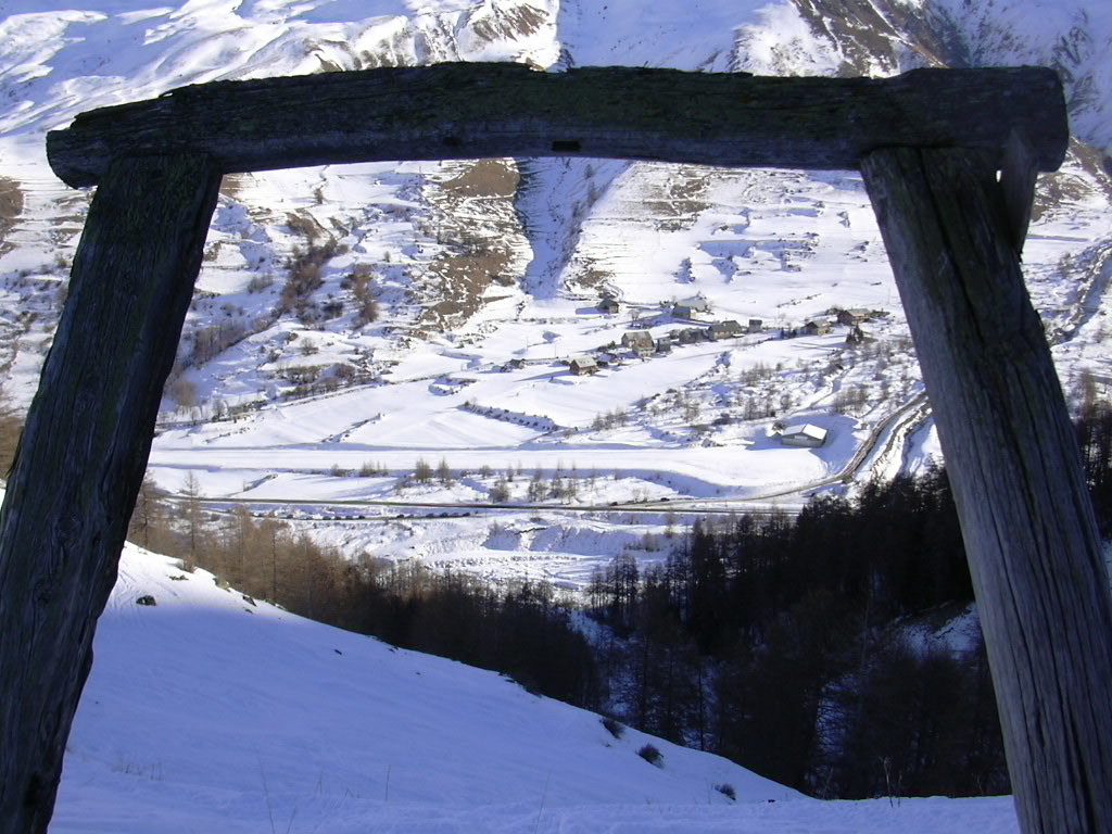 Bonnenuit depuis le hameau des Aiguilles