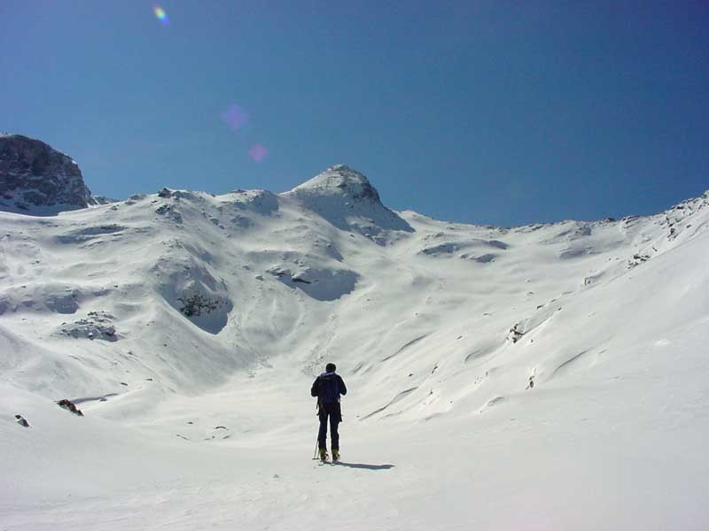 Verso il Cassimoi,val Scaradra ripiano a 2200 m. di quota.