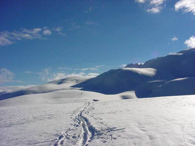 Verso lo Schwarzseehorn sul pianoro che precede il tratto finale.