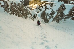 2è partie du couloir nord (après 2è ressaut : rappel)