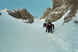 couloir évitant la dernière pente (selon topo) par la gauche