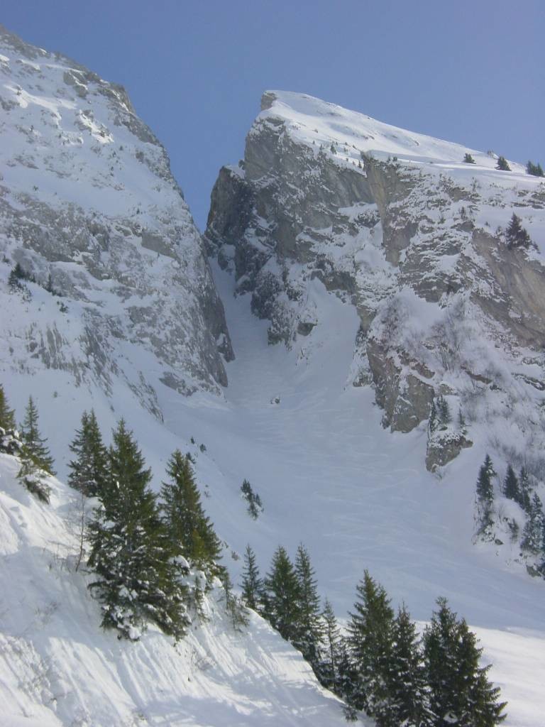 Le couloir du coillu à Bordel depuis la combe de la Blonnière