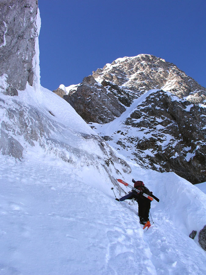 Couloir Combaz.....le verrou rocheux