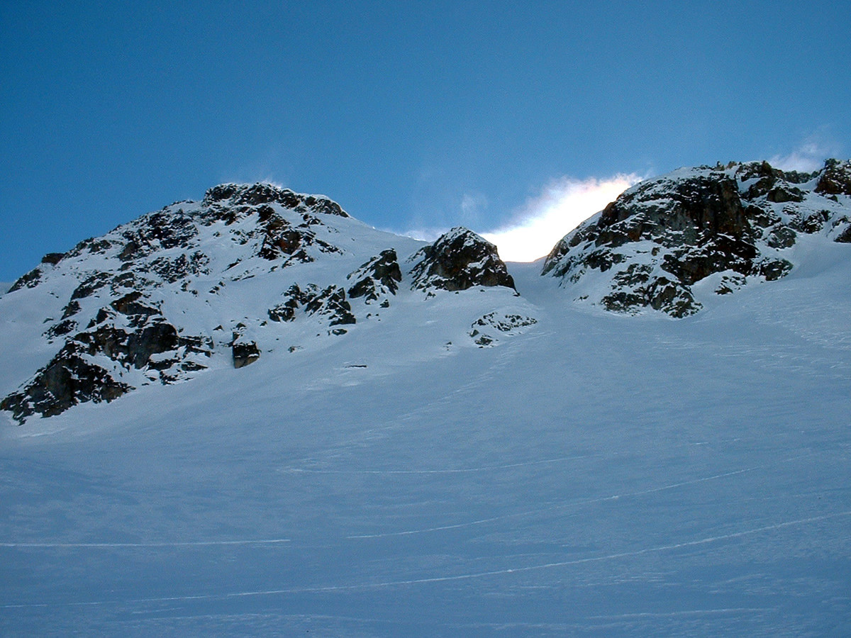 Tête N des fours : couloir NW de Zub