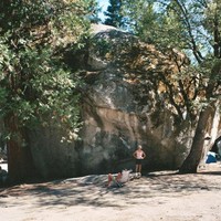 Columbia boulder - Camp4 -Yosemite