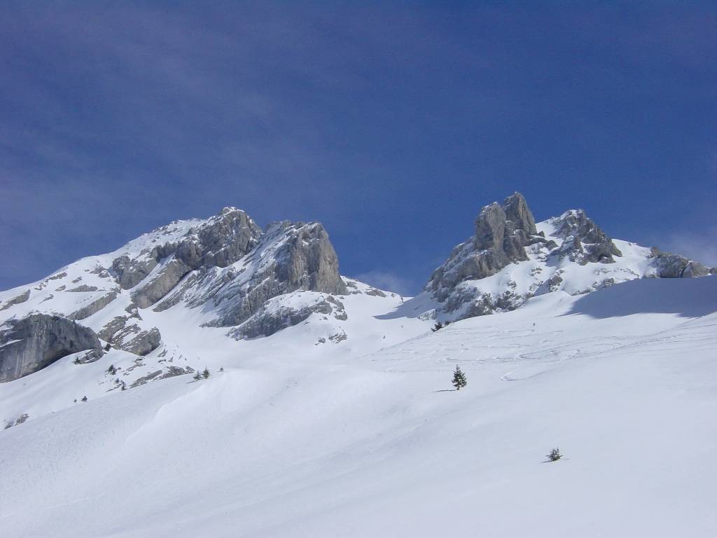 Mt Charvet et Petite Miaz depuis le bas de la combe