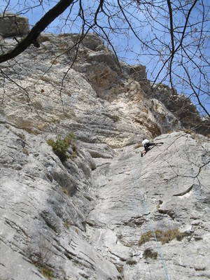 Yann dans: "laisse faire papa", 6c+ Yann dans: "laisse faire papa", 6c+