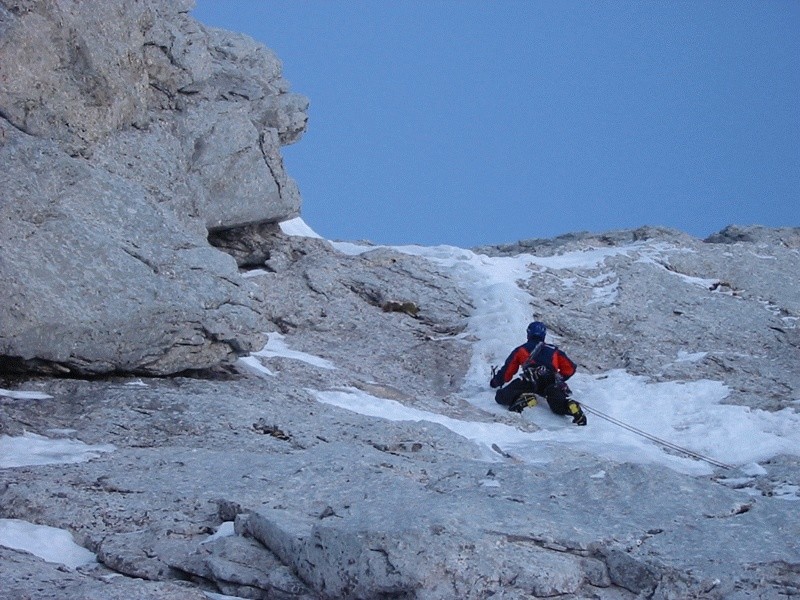 Crux de la 1ère longueur (90°)