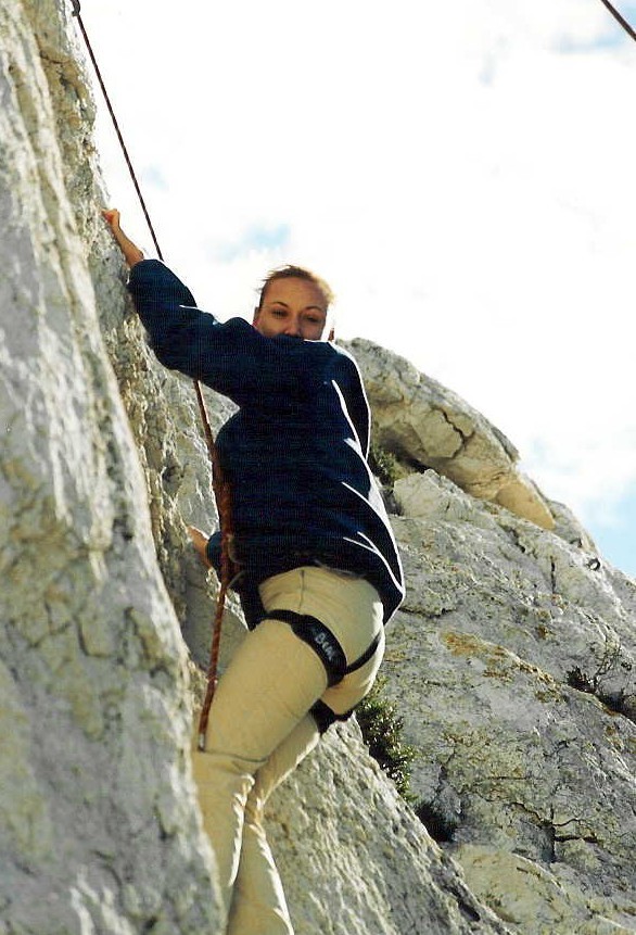 Juliette sur la face Sud des Goudes