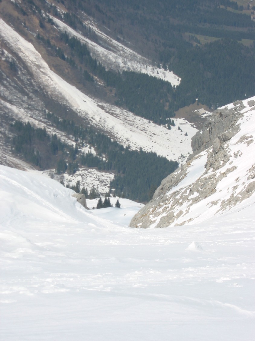 Le Sommier d'Aval depuis le haut de la combe de la Carmélite