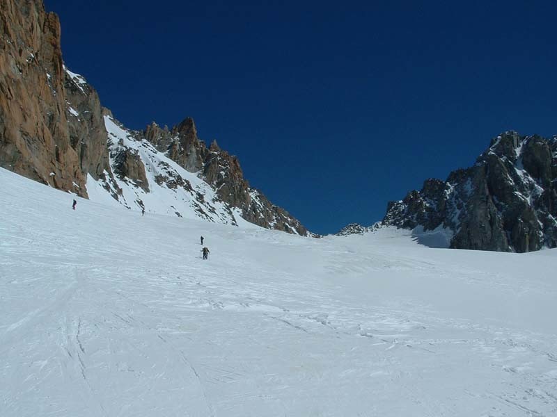 En remontant le glacier des Améthystes
