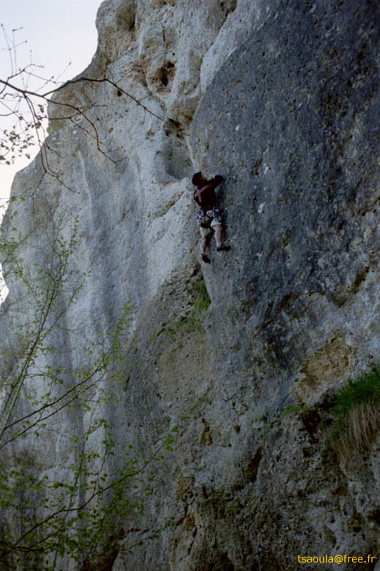 Chris dans un 6b-guignoterie