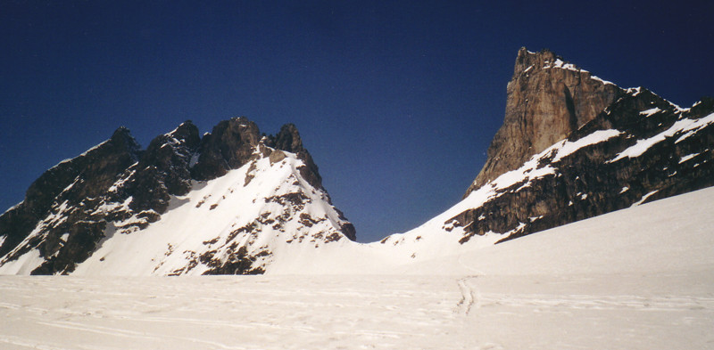 Haute Cime, Brèche des Doigts, col de la Dent Jaune et Dent Jaune..