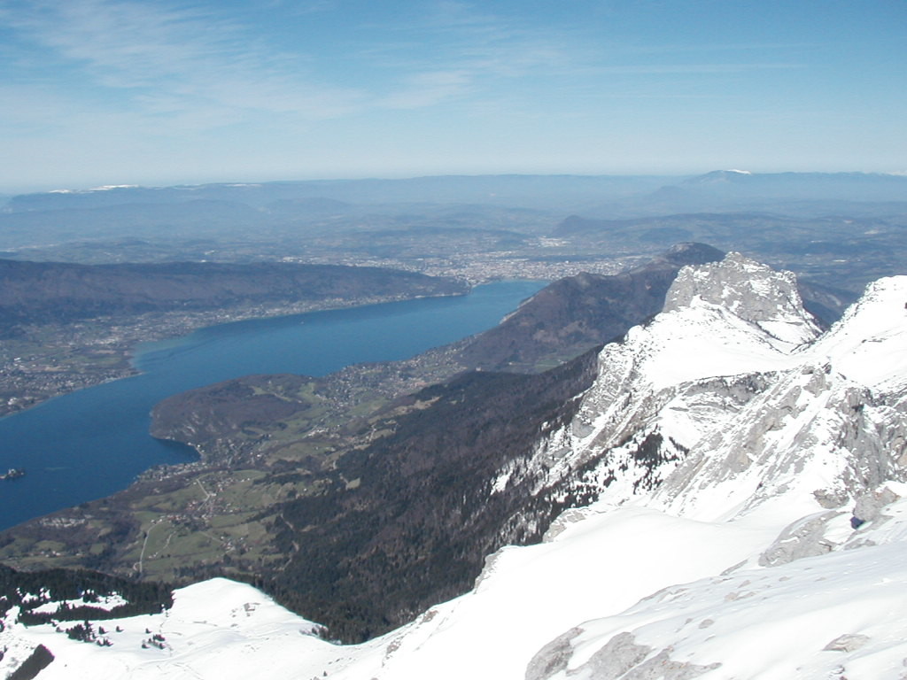 Le lac d'Annecy depuis la Tournette