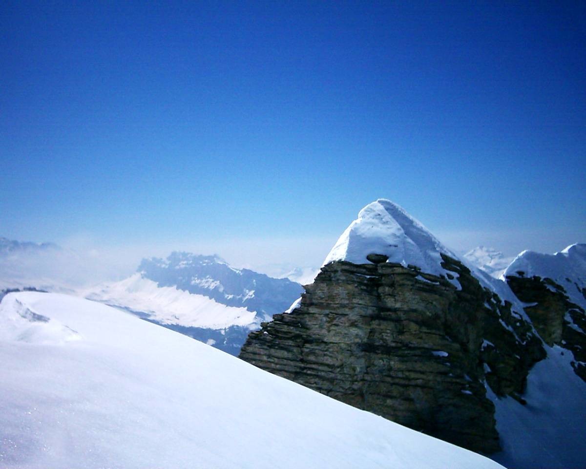 Rochers de FIZ depuis le sommet des Avoudrues