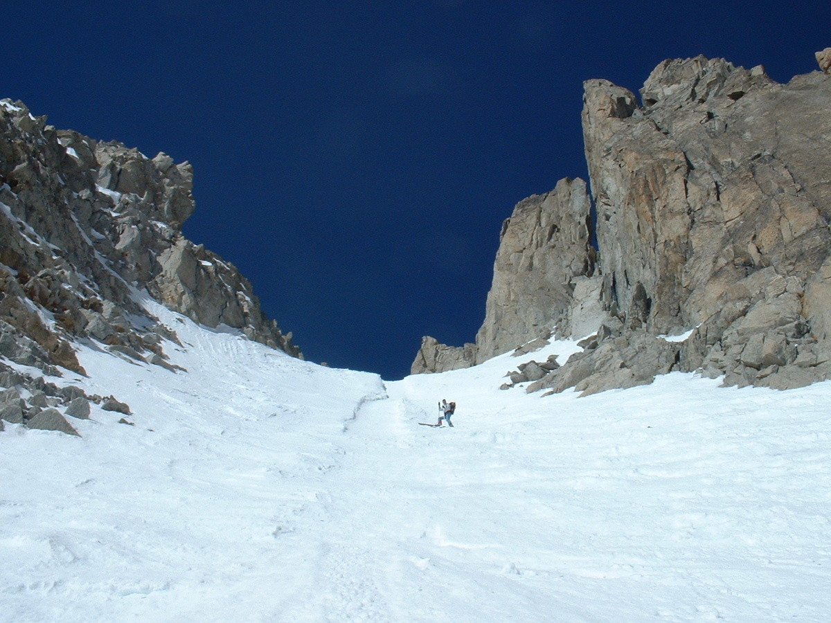 Les 3 cols : col du Chardonnet, descente versant NE