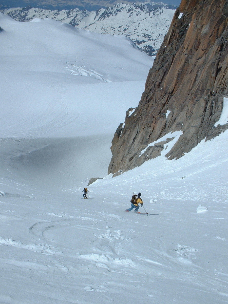 Les 3 cols : descente sur le glacier du Tour