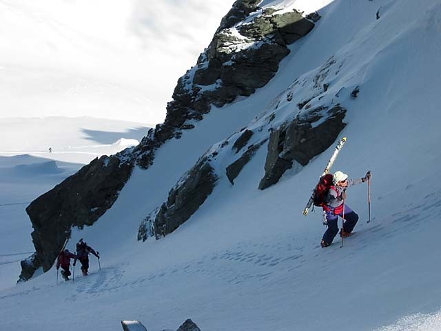 Le portage entre le col des petites roches et le Mt Turia