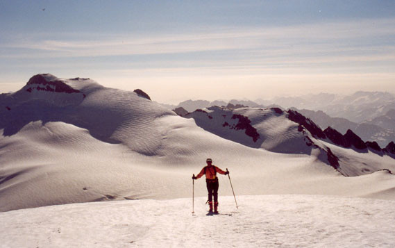Ultimi metri al Gwachterhorn , Alle spalle il Sustenhorn