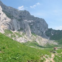 Les 3 secteurs de la falaise du Casset