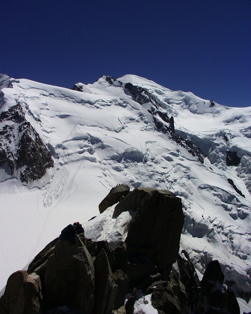 Vue de la face N depuis le dernier rocher de l'Eperon des Cosmiques