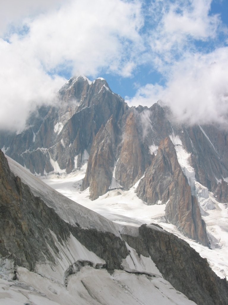 Grand Capucin et pyramide du Tacul